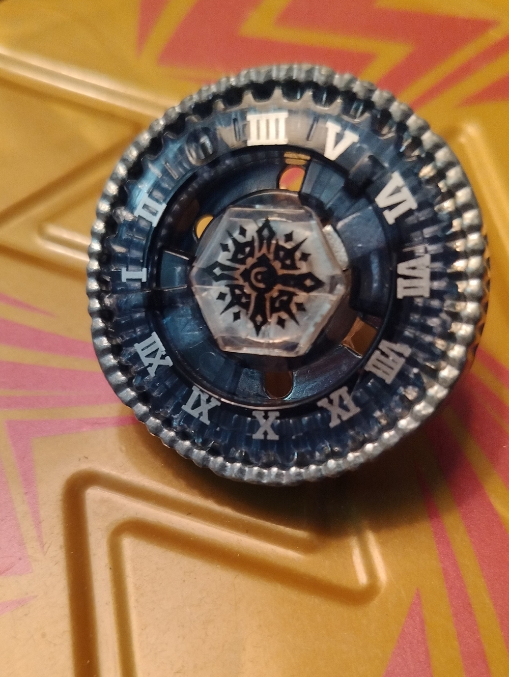 Hasbro Beyblade Metal Masters Basalt Horogium 145WD 2010, Ripcord Launcher, Tool